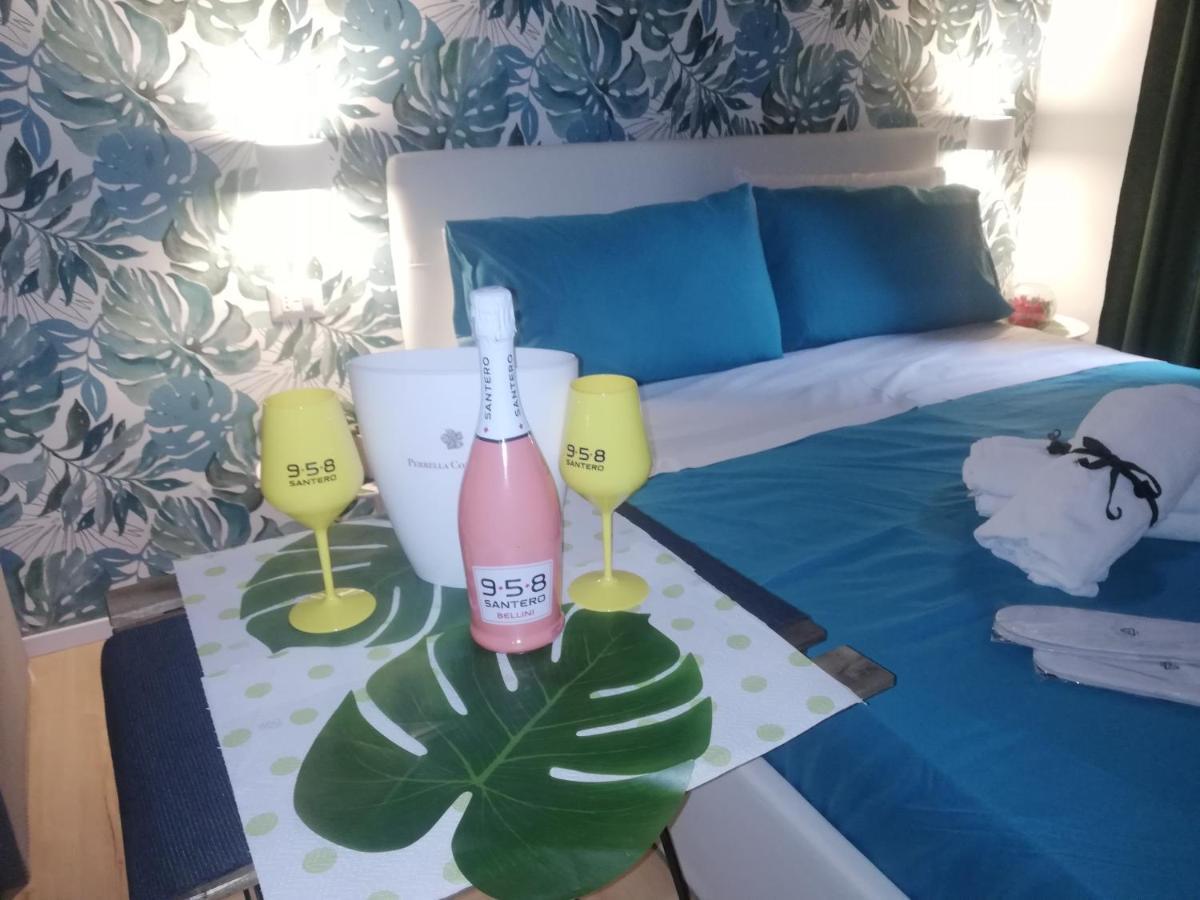 Bnb Simy3 Naples Luaran gambar